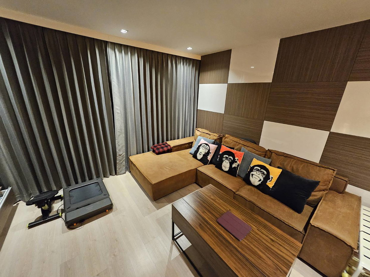 picture 🏙️ Luxury 3-Bed at The Tempo Ruamrudee - Prime Phloen Chit Location!
15.2M THB | 100 sqm Elegance Steps from BTS 🌆 - 4/8