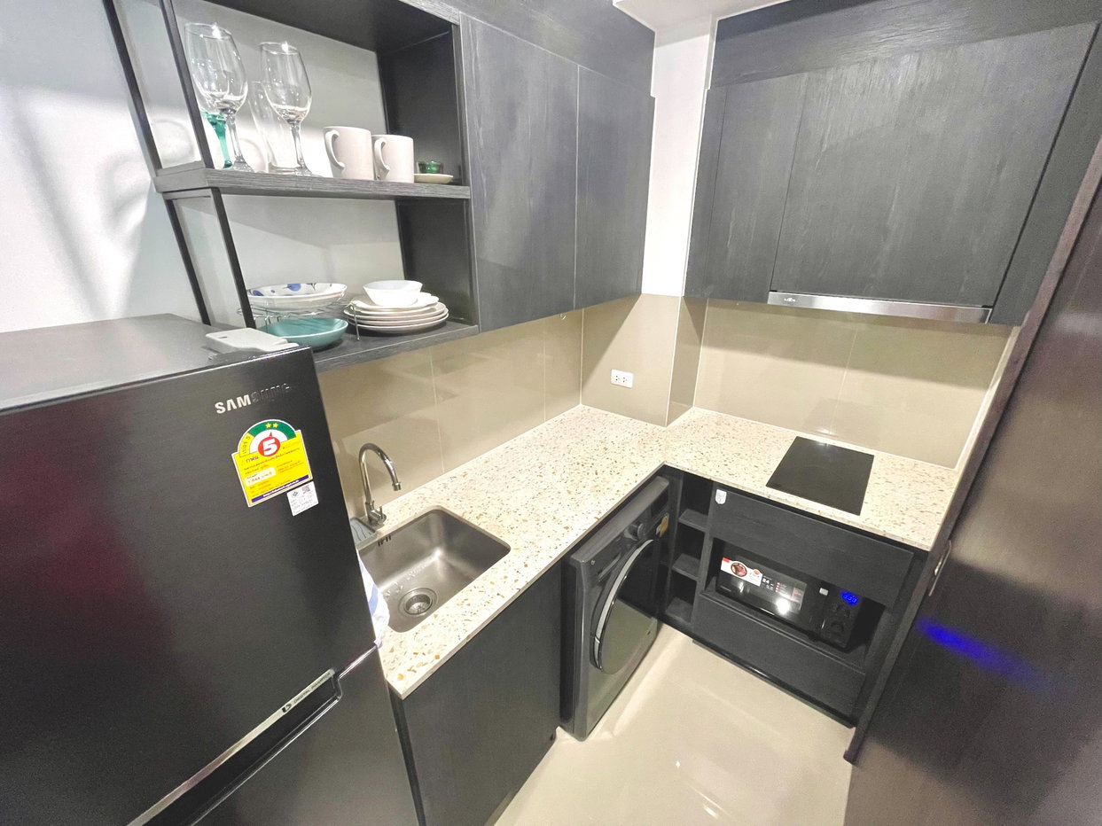 picture For Rent: XT Huaikhwang 📍 1 Bed Condo near MRT Huai Khwang ✨ - 8/9