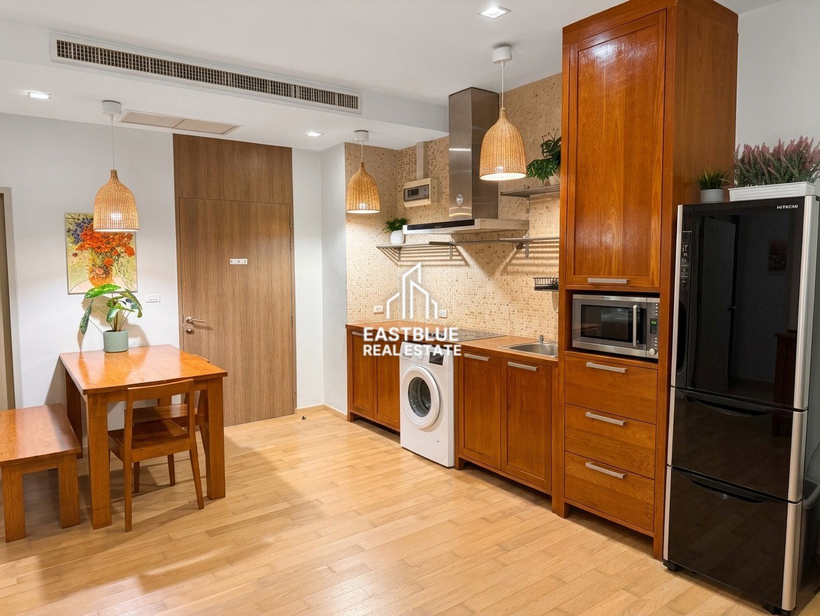 picture For Sale: Noble Reveal Condo 💎 2 Beds, Renovated, Corner Unit near Ekkamai BTS! - 2/9