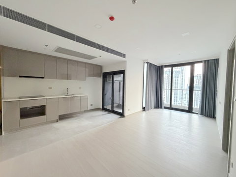 Beautiful room 2 bedrooms One9Five Asoke-Rama9 near BTS/MRT Rama 9
Perfect for every lifestyle, size 69 sq.m. for sale 11.2 million, ready to move in!