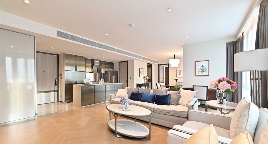 รูป Luxury 2-Bed Condo at The Reserve Sukhumvit 61 – BTS Ekkamai แค่ 34.1 ล้าน!
ครบครัน สิ่งอำนวยความสะดวก พร้อมเข้าอยู่ ใจกลางสุขุมวิท - รูปที่ 1/8