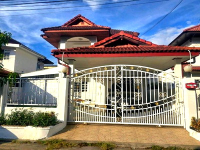 Houses for rent Kasetsart University : FOR RENT  HOUSE PROPERTY  20000 BAHT per MONTH