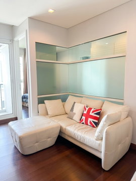Luxury 1-Bed Condo at Ivy Thonglor: Live Where Bangkok Happens! 🏙️🔑