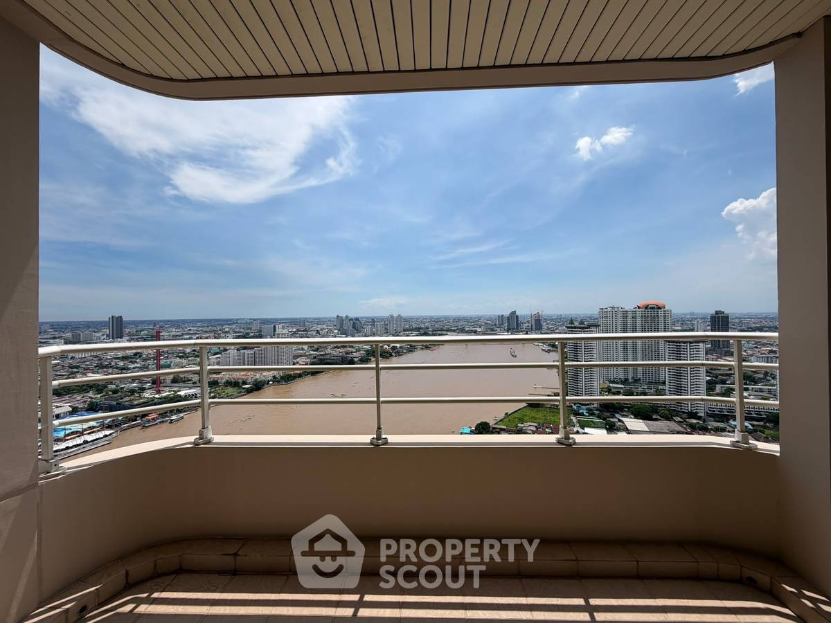 picture 2-BR Condo at Watermark Chaophraya near BTS Krung Thon Buri (ID 3421684) - 7/19