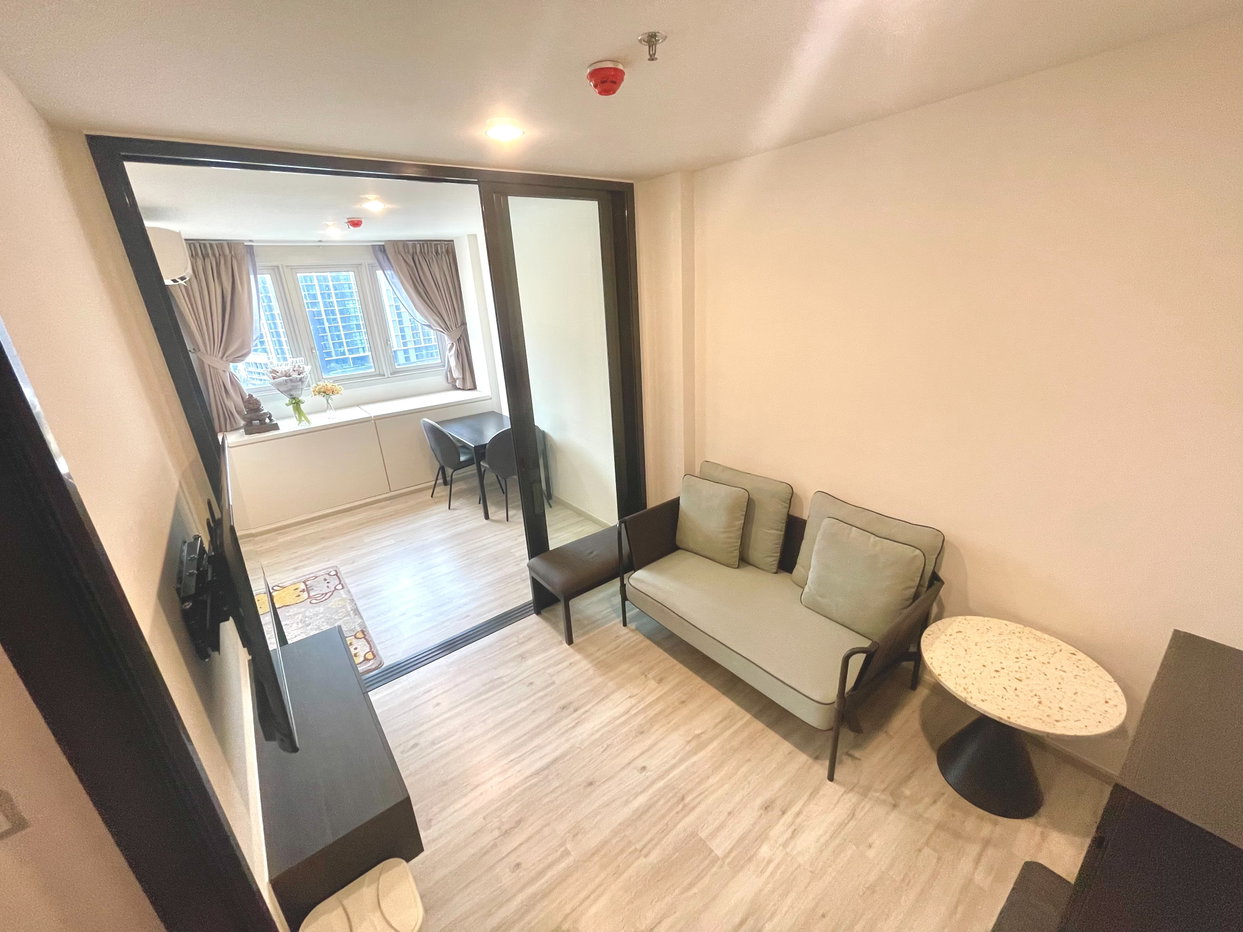 picture For Rent: XT Huaikhwang 📍 1 Bed Condo near MRT Huai Khwang ✨ - 1/9