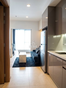 For Rent: Luxury Studio Condo at Hyde Sukhumvit 13 near BTS Nana! 🏙️