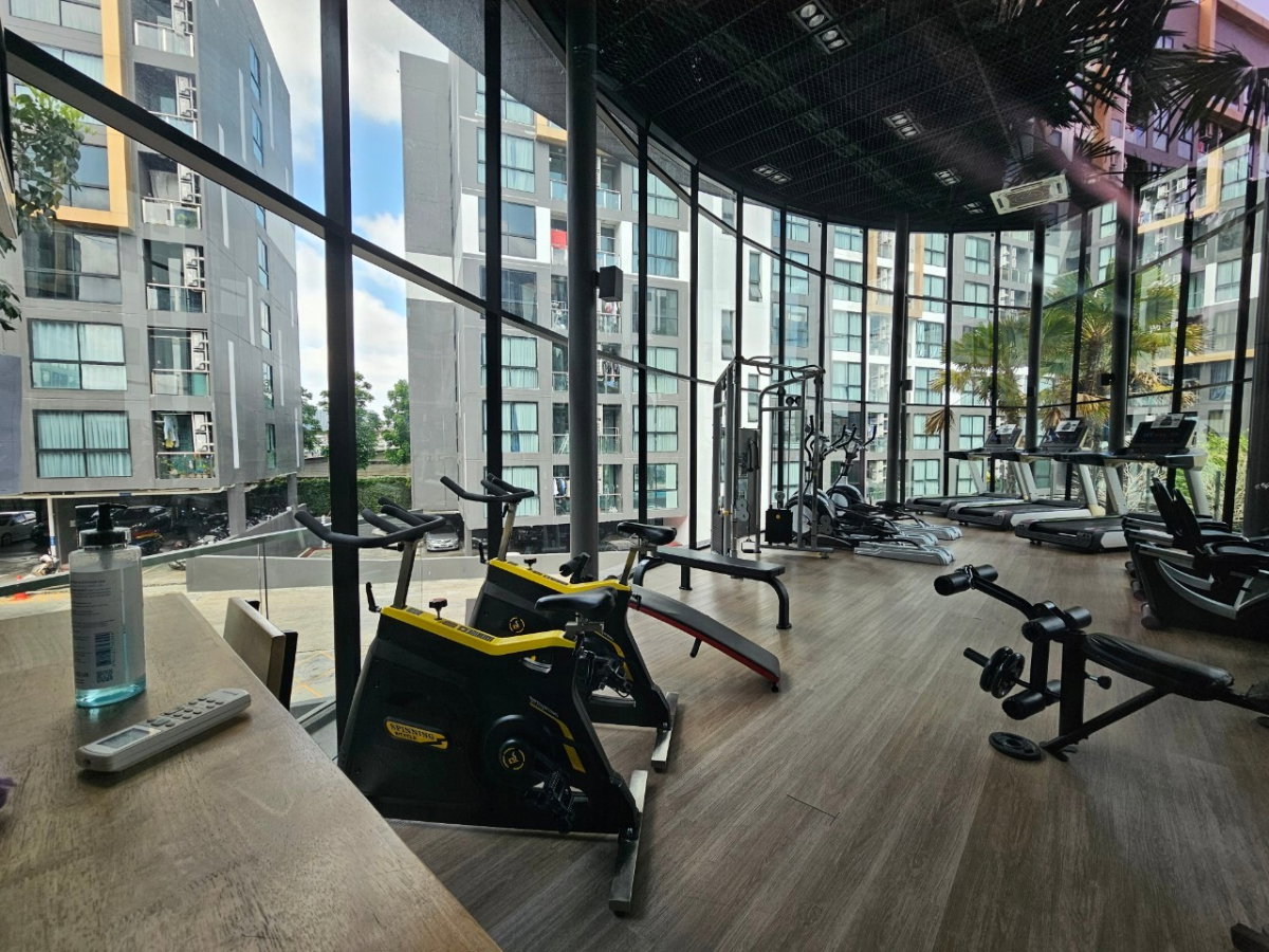 picture ✨ Enjoy More Space to Relax and Make It Your Own! - 16/18