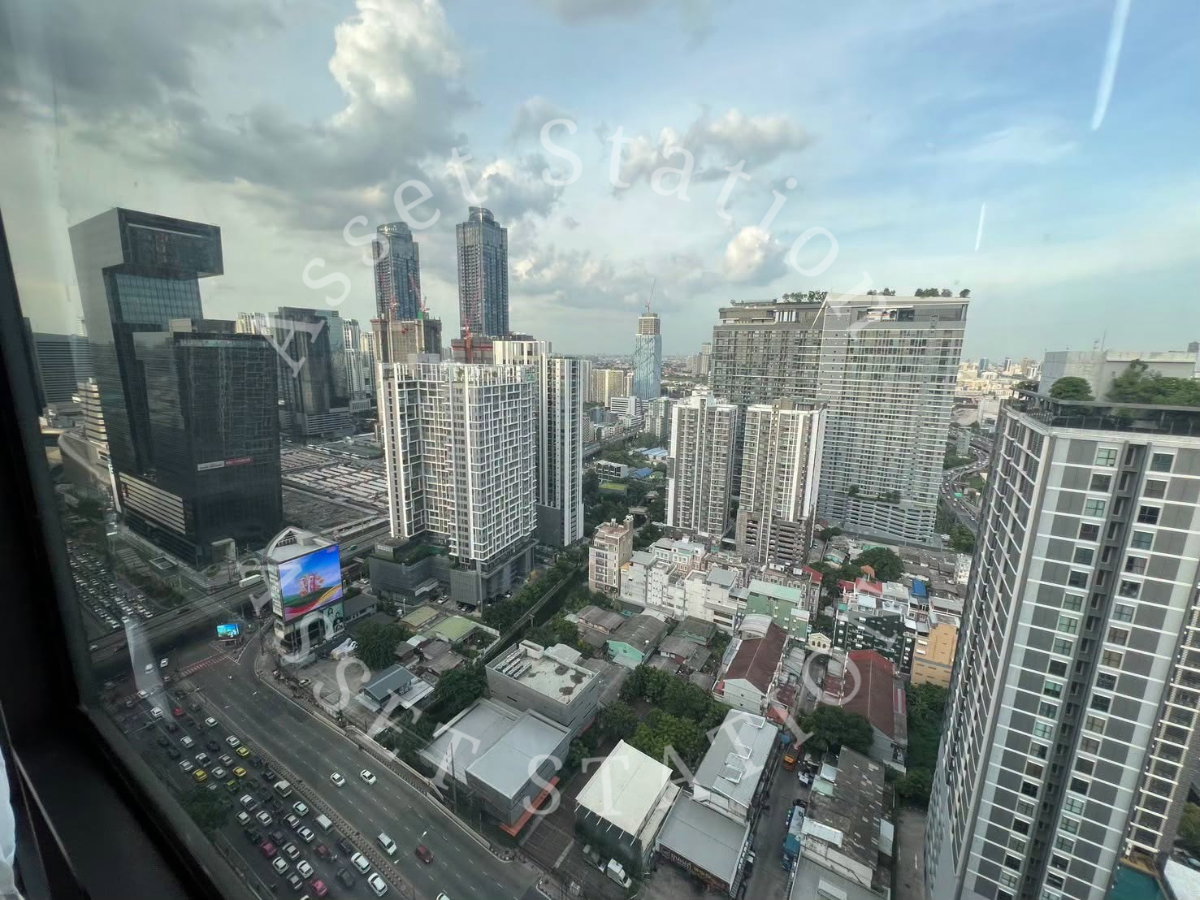 picture Rhythm Asoke |ð
Near MRT Phra Ram 9 Station and Central Rama 9 - 8/8