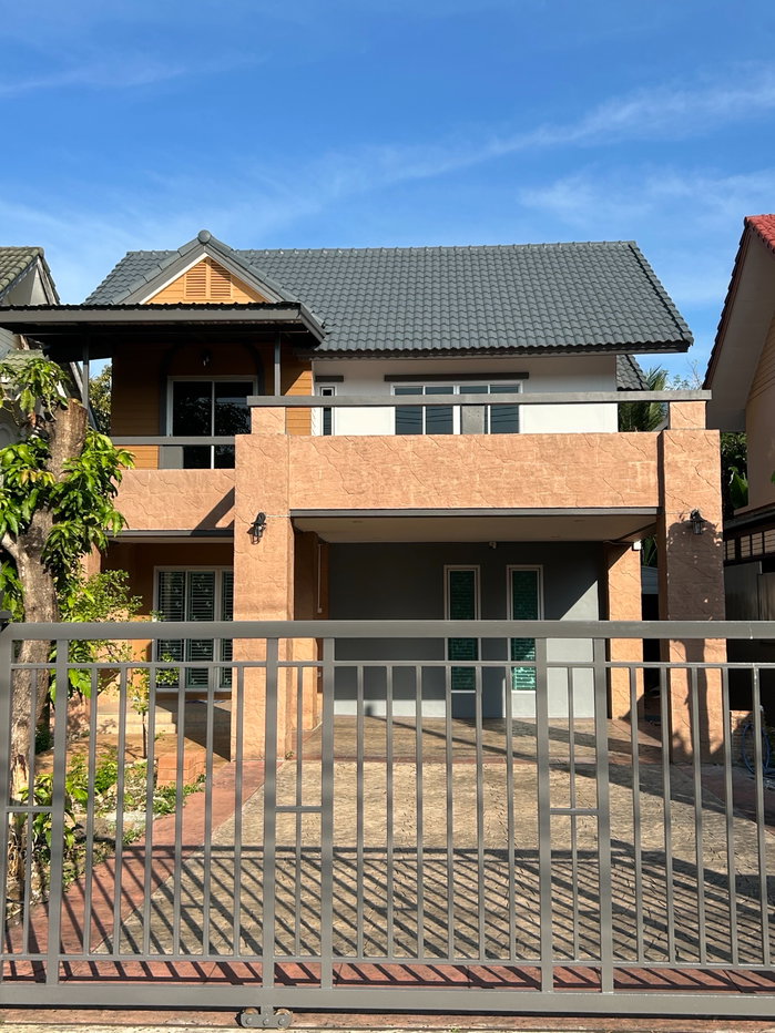 รูป ขายบ้านเดี่ยว 2 ชั้น พุทธมณฑลสาย 2 ซอย 21 รีโนเวทใหม่ 69 ตร.ว. จอดรถ 4 คัน ใกล้ตลาดสดธนบุรี - รูปที่ 1/13