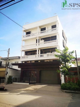 อาคารสำนักงาน 4.5 ชั้น ให้เช่า ใกล้รถไฟฟ้าศรีนุช (SPSJP662) 