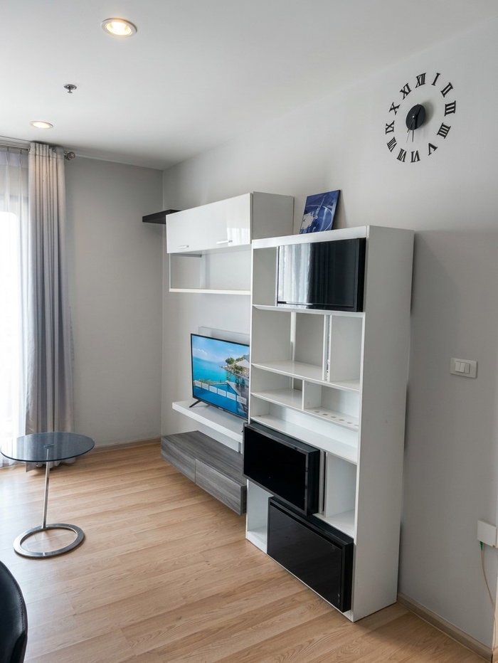 picture For Sale: Centric Ratchada-Huai Khwang 2-Bed, Near MRT Huai Khwang ð - 4/9