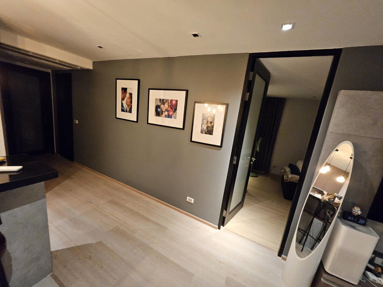 picture 🏙️ Luxury 3-Bed at The Tempo Ruamrudee - Prime Phloen Chit Location!
15.2M THB | 100 sqm Elegance Steps from BTS 🌆 - 8/8