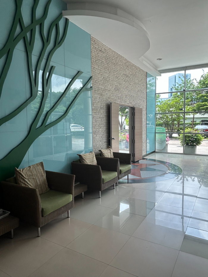 รูป 🚝 MRT สายสีเหลือง สถานีศรีอุดม 650 ม. 📍ติดถนนศรีนครินทร์ ตรงข้าม Novotel Hotel - รูปที่ 11/16