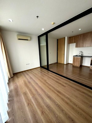 Condos for sale : For Sale 1-Bed 52 sqm at The Issara Ladprao, near MRT Phahon Yothin at 4.5M 🏢