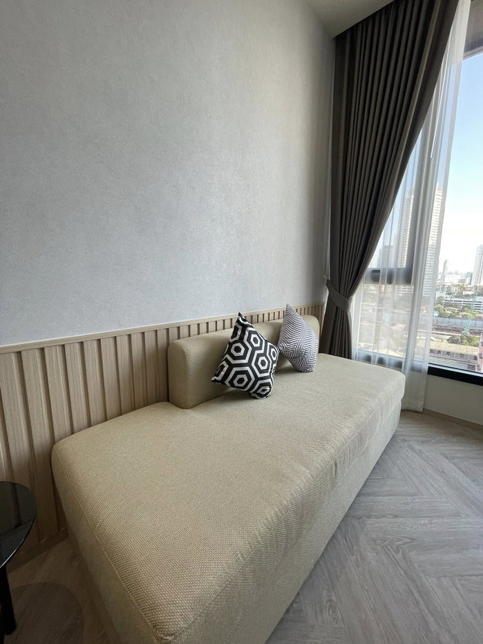 picture Riverside Living at Chapter Charoennakhon-Riverside! 🏡 - 2/8