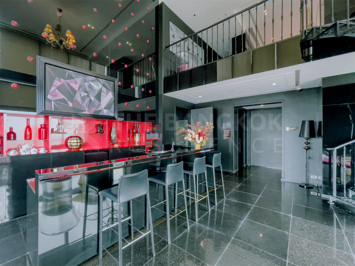 picture M Silom near BTS Chong Nonsi Easy Travel, Fully Utilized Space - 8/9