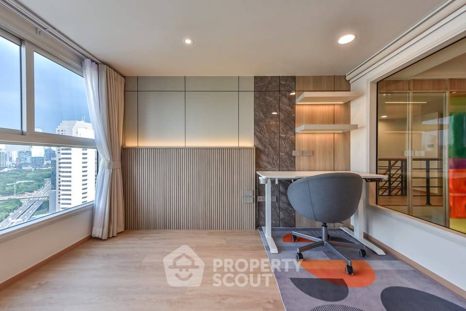 picture 20th-Floor 2-BR Condo At Culture Chula Near MRT Sam Yan (ID 3420352) - 11/13