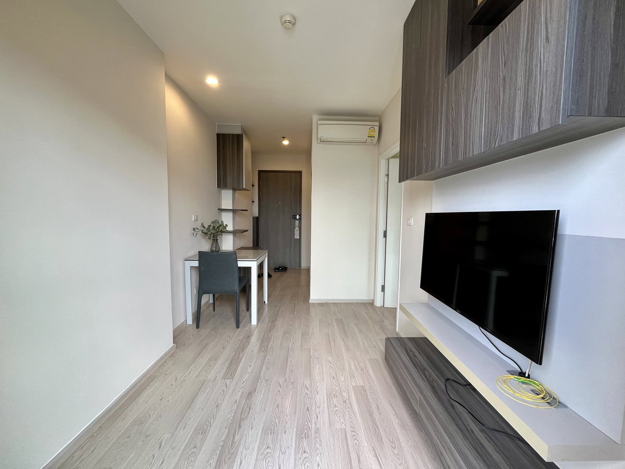 picture For Sale Centric Ratchada-Huai Khwang 1-Bed 29 sqm near MRT Huai Khwang ðĨ - 3/9