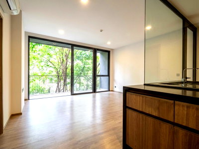 ขายคอนโด : 🏡 ขายด่วน! คอนโดหรู Mori Haus 2 ห้องนอน ใกล้ BTS อ่อนนุช เพียง 11.25 ล้าน! 

✨ พื้นที่ 68 ตร.ม. สไตล์ญี่ปุ่น ครบครัน ใกล้ห้างดัง เริ่มต้นเพียง 11,250,000 บาท 🔑

• ติดBTS อ่อนนุช เพียง 1.4 กม.
• ส่วนกลางครบ Pool, Fitness, EV Charger
• รหัสทรัพย์ EB-88760

🌟 โทรเลย! จองก่อนหมด 📞