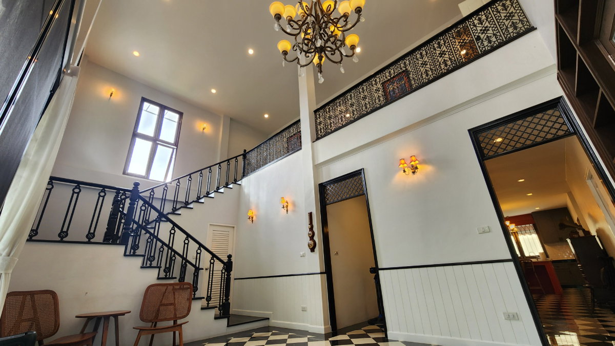 รูป ขายบ้านเดี่ยว Windmill บางนา | 6 ห้องนอน 480 ตร.ม. | ที่ดิน 156 ตร.ว. | จอด 8 คัน | 26 ล้านบาท - รูปที่ 2/22