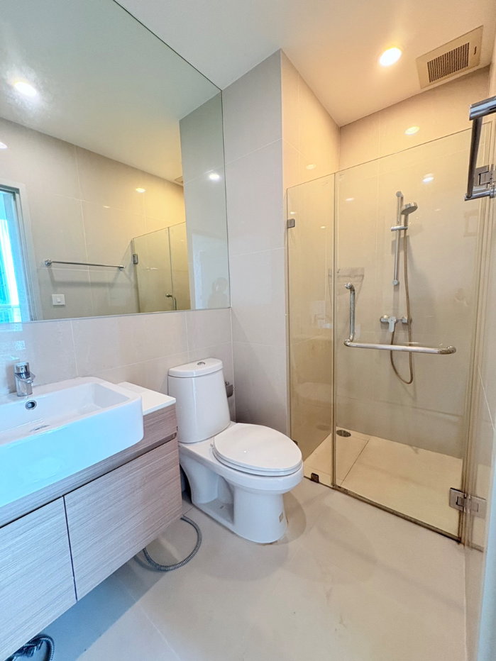 picture For rent Noble Revolve Ratchada 1 - 8/8