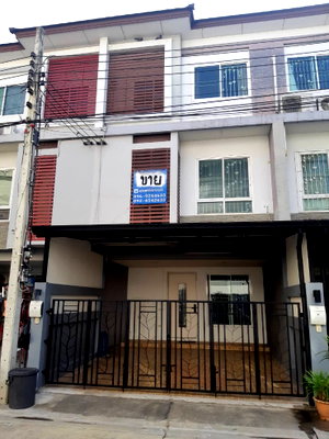 เช่าทาวน์โฮม นนทบุรี : ให้เช่าทาวน์เฮาสหรือทำโฮมออฟฟิตราคาถูกในหมู่บ้านธาราดีราชพฤกษ์อยู่ติดถนรพระราม5-ราชพฆกษ์