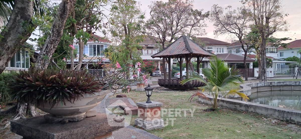 picture 382 Sqm 4-Bedroom House For Sale In Lat Krabang (ID 3420208) - 4/9