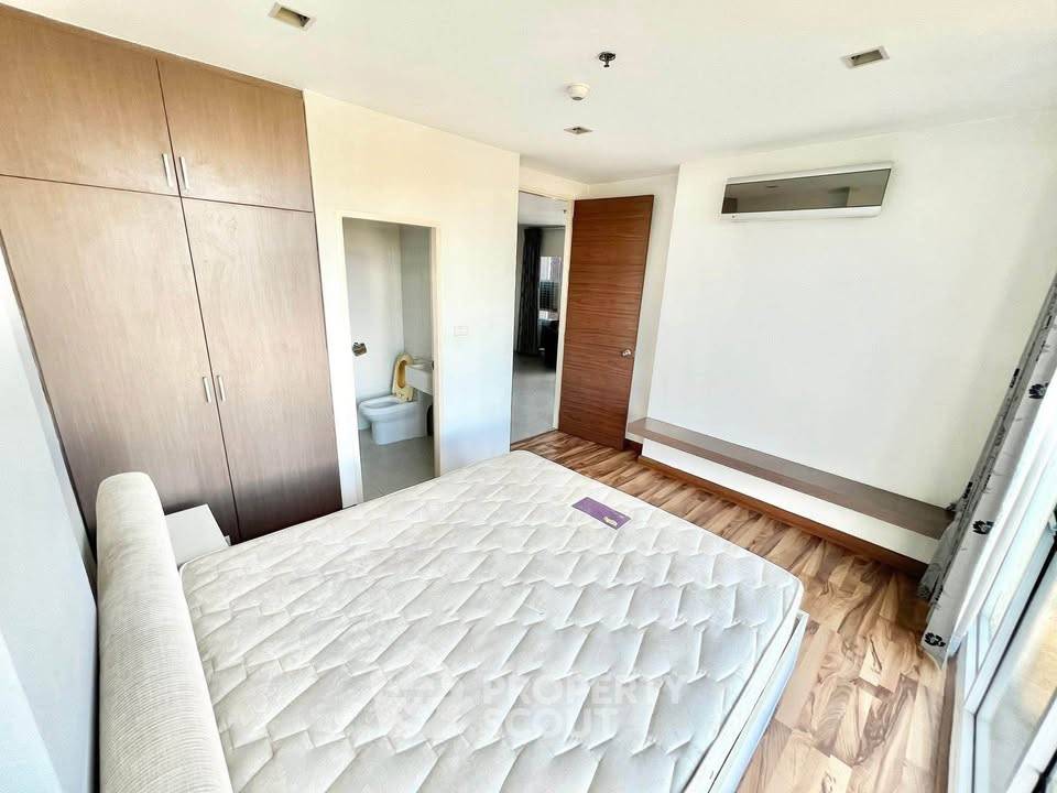 picture Spacious 2-BR 100 Sqm Condo At The Spirit Srinakarin (ID 3421032) - 3/10