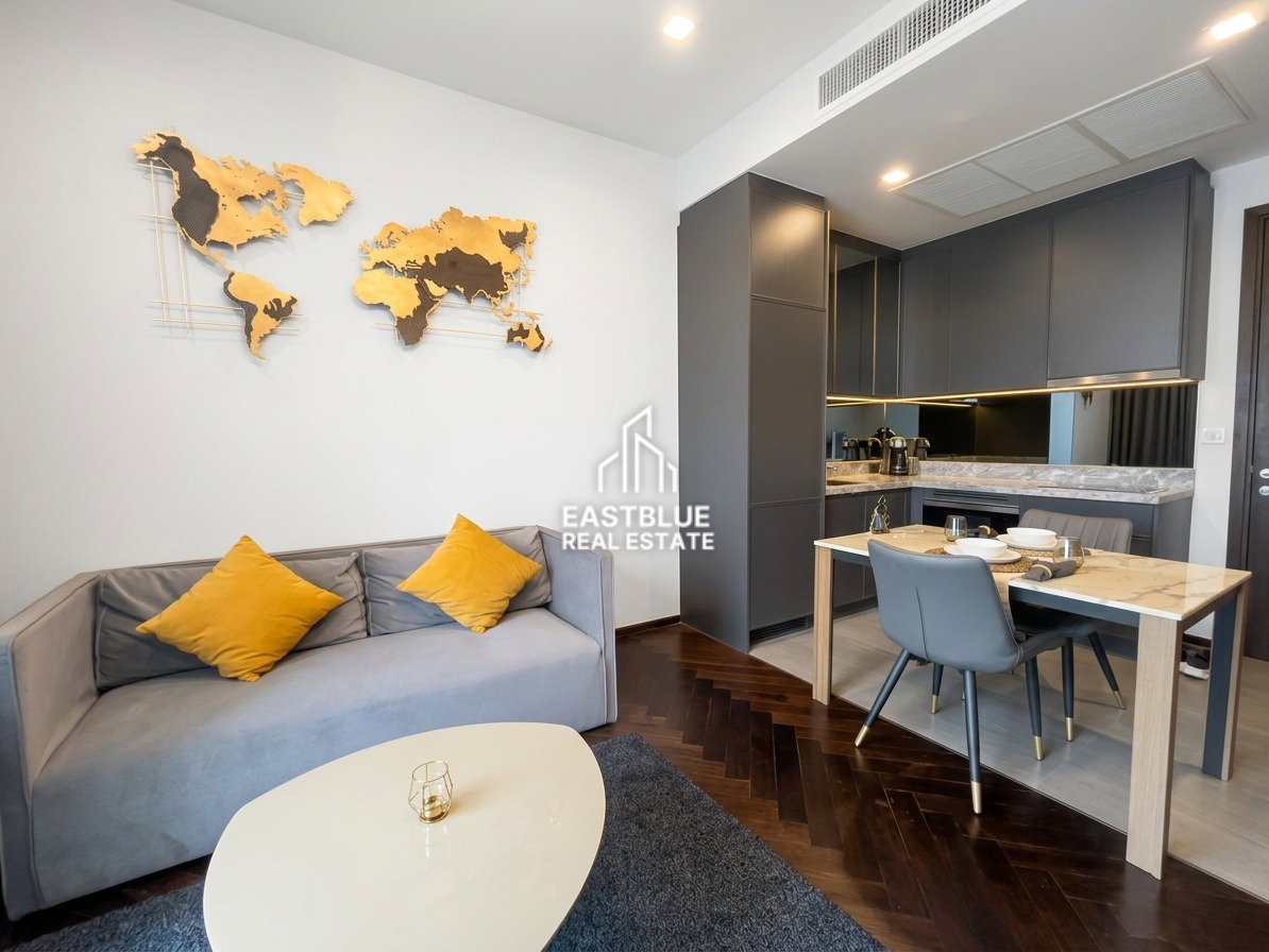 picture Luxury Condo for Rent at The Monument Sanampao ✨ Modern Style, Prime Location - 2/9
