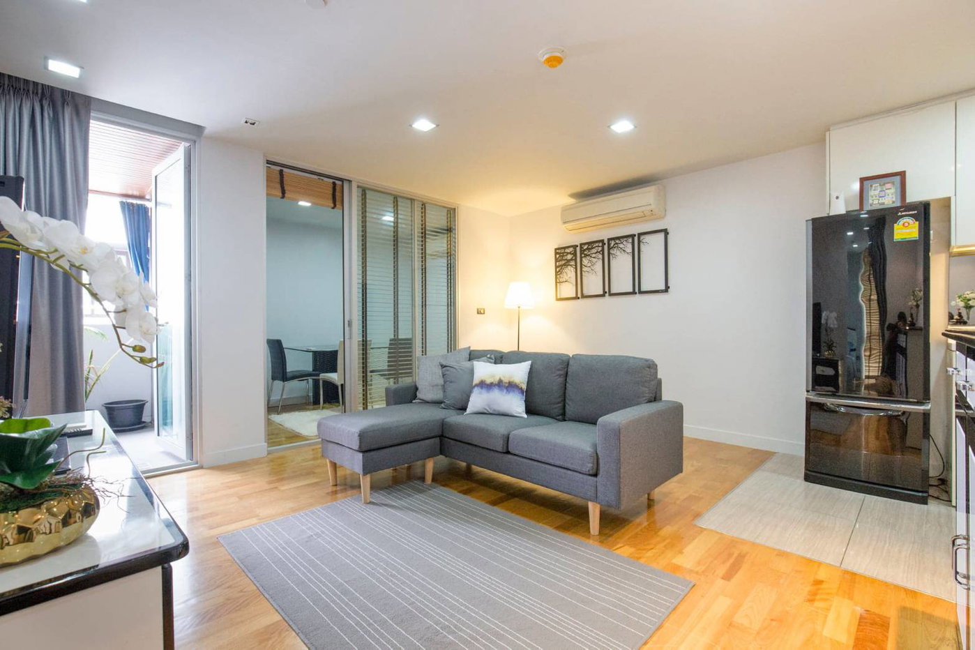 รูป ขาย Quad Silom 2 ห้องนอน 54 ตร.ม. ใจกลางสีลม ใกล้ BTS ช่องนนทรี 🏙️✨ - รูปที่ 3/9