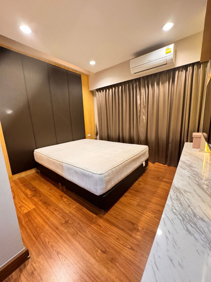 รูป 🏡🔥 ขายด่วน! ทาวน์โฮมหรู SPACE ลาดพร้าว–เหม่งจ๋าย ตกแต่งสวย เฟอร์นิเจอร์ครบ พร้อมเข้าอยู่ ทำเลใกล้เลียบด่วนรามอินทรา - รูปที่ 4/16