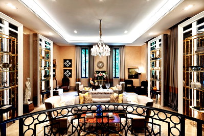 Condos for sale : Luxury Condo for Sale at The Diplomat 39 near BTS Phrom Phong! 🌟