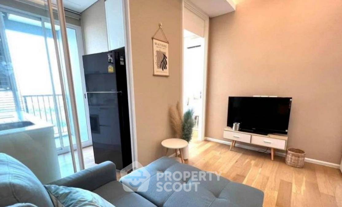 picture 33rd-Floor 1-BR The Saint Residences Near MRT Phahon Yothin (ID 3419744) - 1/4
