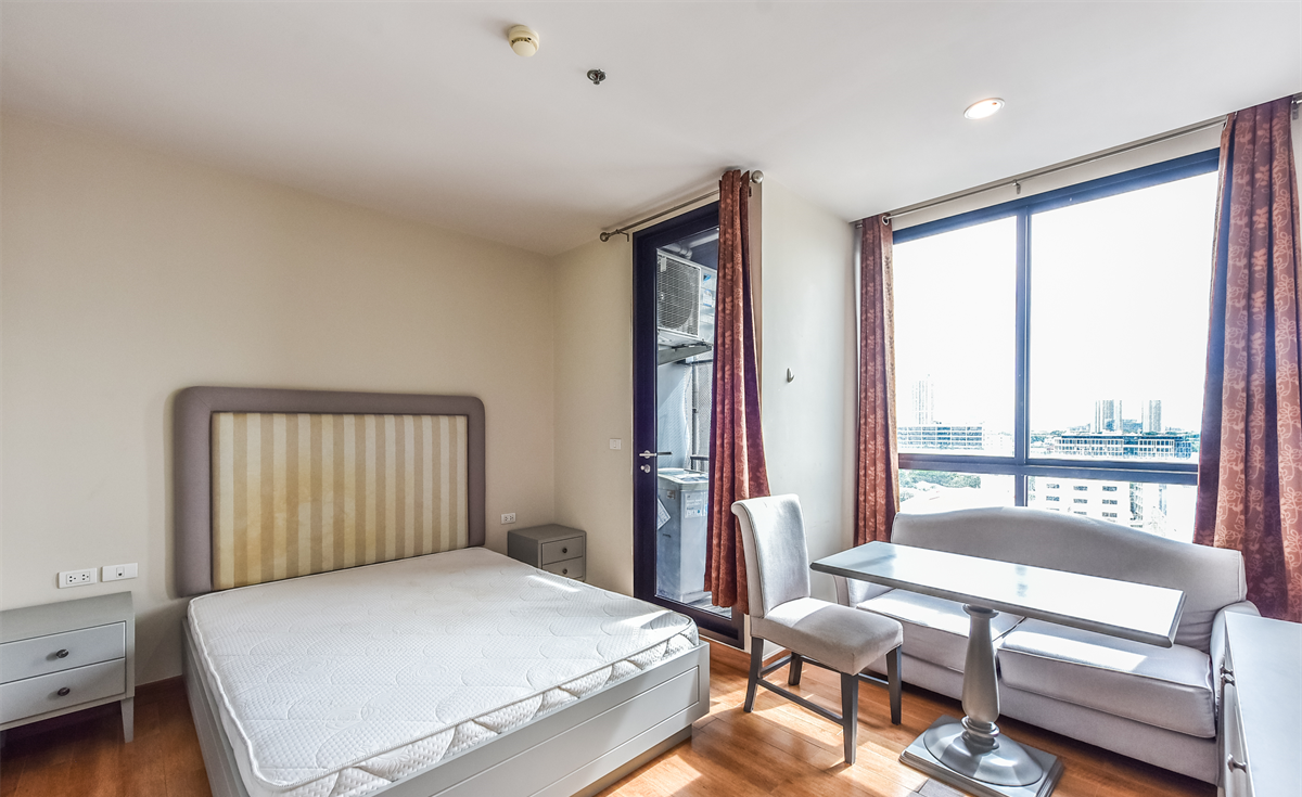 รูป ใกล้ BTS สะพานควาย! Condo 28 ตร.ม. ราคาคุ้ม 3.99 ลบ.
ชีวิตสะดวก พร้อมสระว่ายน้ำ ฟิตเนส ครบ! The Editor - รูปที่ 2/5
