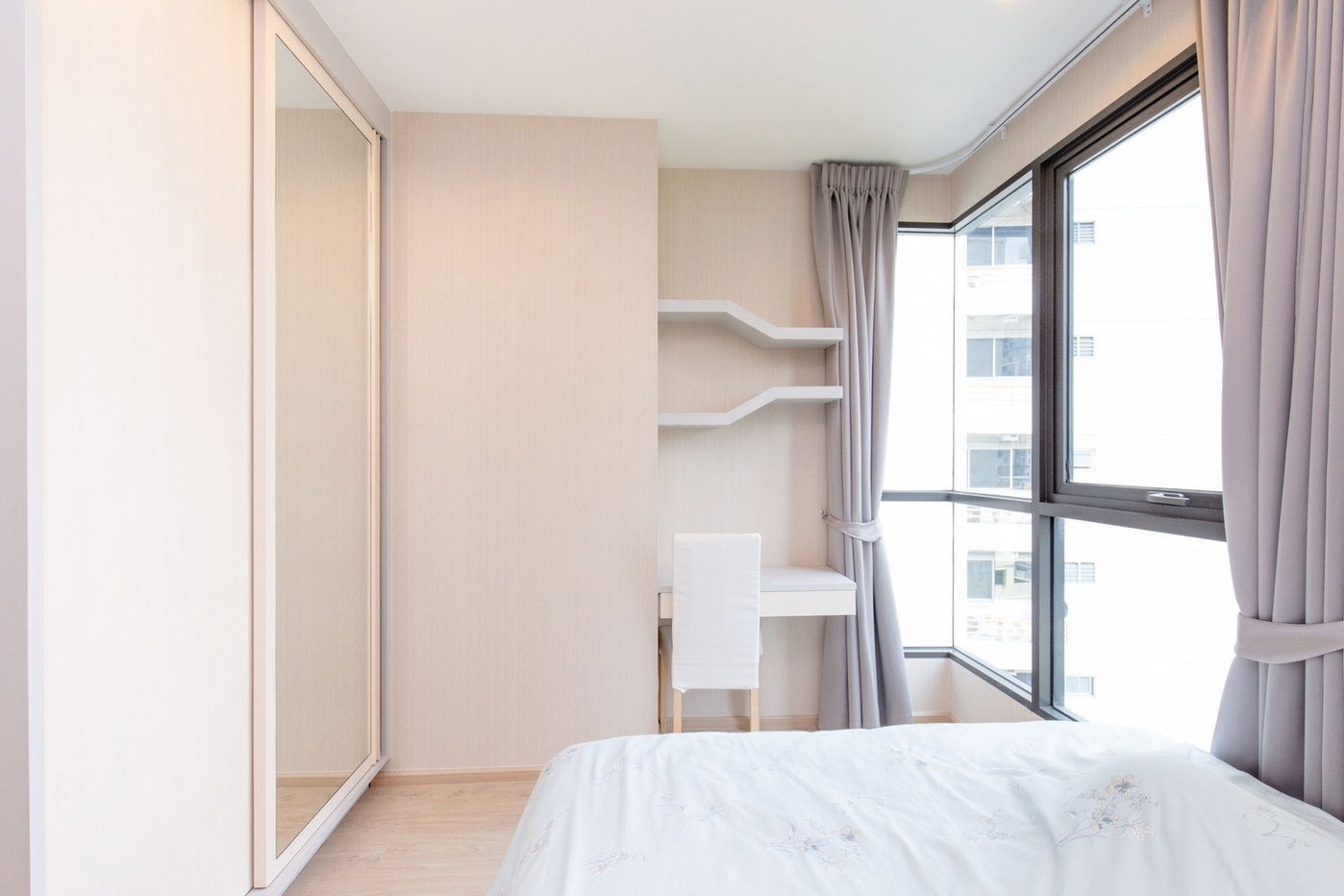 picture Ideo Q Ratchathewi: Luxury 2-Bedroom Condo for Sale/Rent! 🏙️ - 6/9