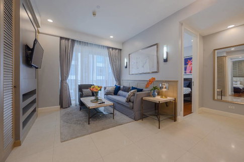 For Rent: Q Langsuan 2BR 88 sqm, in Langsuan near BTS Ratchadamri ðģ