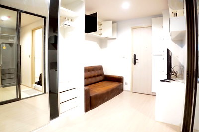 Condos for sale : For Sale Life Ladprao 1-Bed 35 sqm near MRT Phahon Yothin 🌇