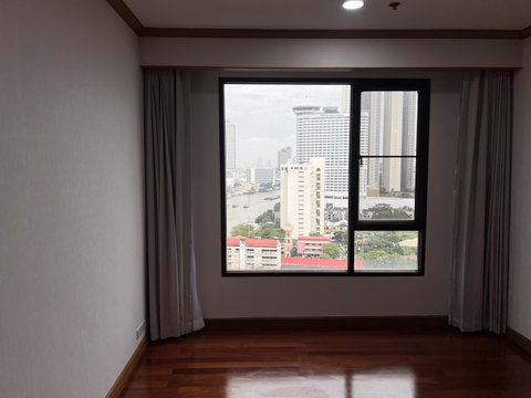 For Sale: Baan Chaopraya, Spacious 65 sqm Near BTS Krung Thon Buri 🌊