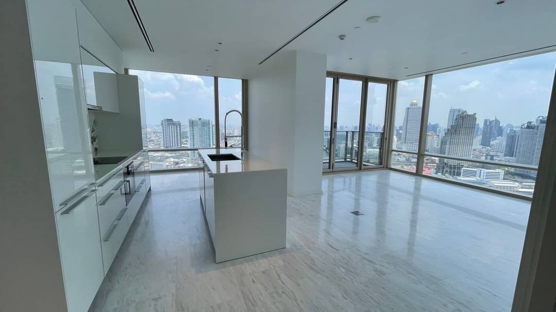 picture Four Seasons Private Residences: Luxury Riverside Condo for Rent ðâĻ - 3/8
