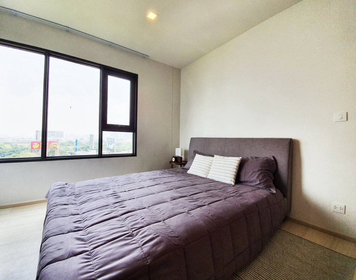 picture @Condorental condo for rent Life One Wireless - 1/6