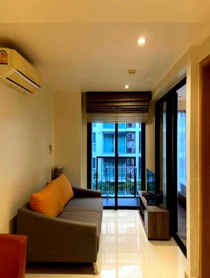 Condos for sale : Socio Reference 61 Condo near BTS Ekkamai for Sale/Rent! Prime Location 🏙️
