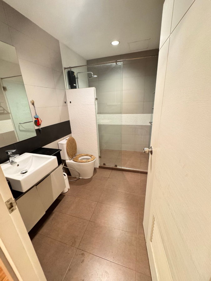 รูป 🏡🔥 ขายด่วน! ทาวน์โฮมหรู SPACE ลาดพร้าว–เหม่งจ๋าย ตกแต่งสวย เฟอร์นิเจอร์ครบ พร้อมเข้าอยู่ ทำเลใกล้เลียบด่วนรามอินทรา - รูปที่ 9/16
