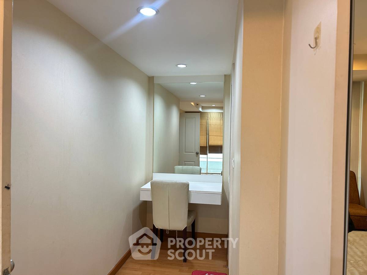 picture 19th-Floor 2-BR Condo At Inspire Place ABAC-Rama IX (ID 3410000) - 11/12