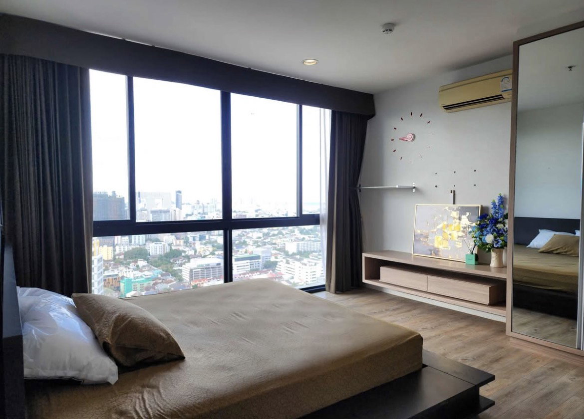 รูป 🔥 ขายด่วน! คอนโดส่วนตัวใจกลางลาดพร้าว 🏡
เพียง 5.29 ล้าน! วิวสวย พร้อมอยู่ The Issara Ladprao - รูปที่ 6/8