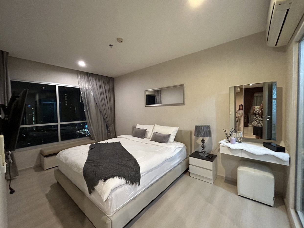 picture For Sale: Life Ratchadapisek Condo 🏡 2 Beds, 65 Sqm – Prime Location! - 7/9