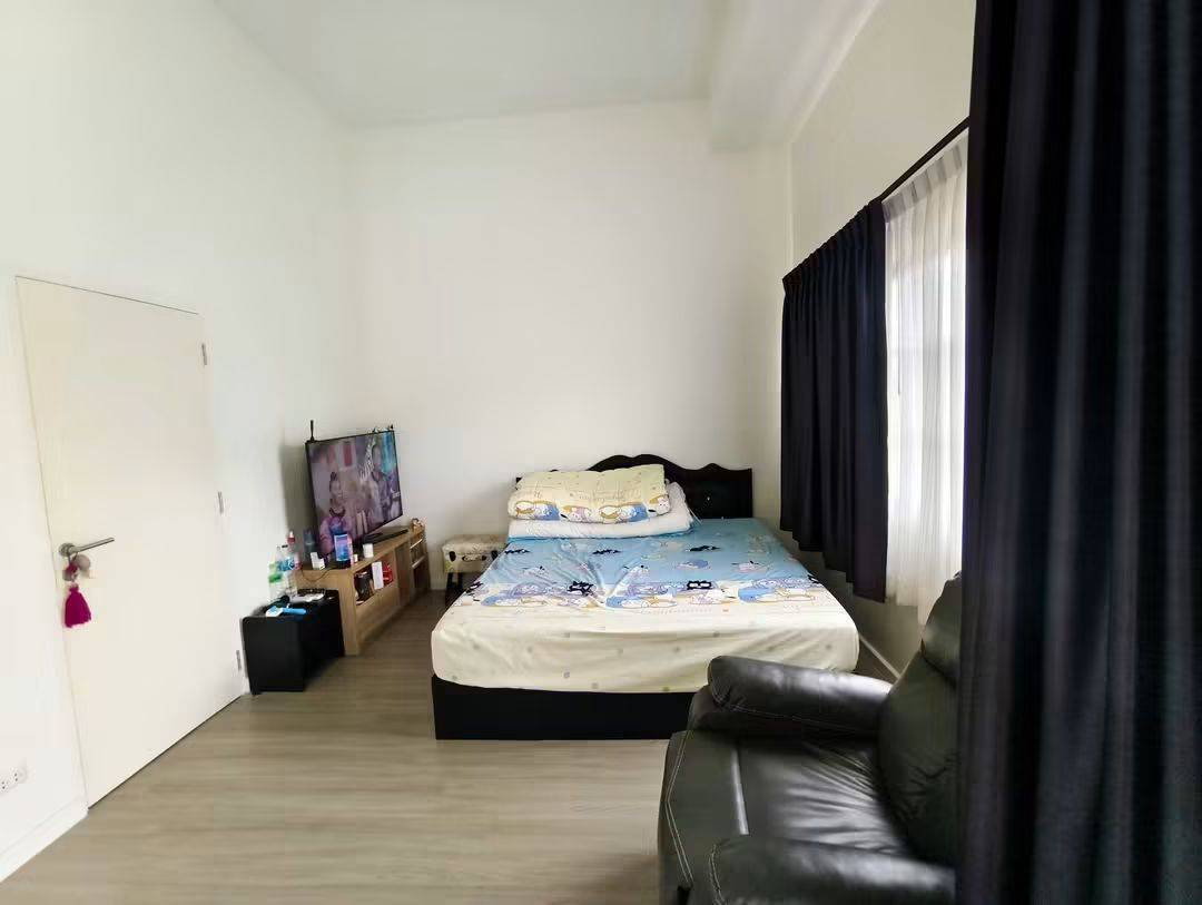 picture For Sale Townhome siri place 345 - 13/17