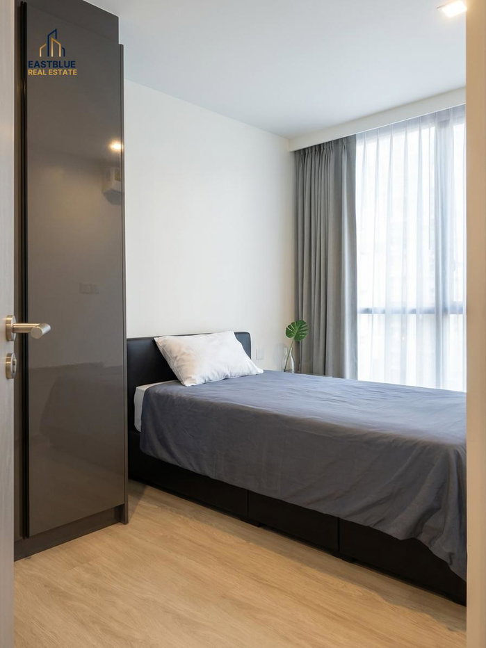 picture 🏙️ Luxe 2-Bed Condo at Maestro 02 - Prime Phloen Chit Location!

Stunning 54 sqm Retreat Just Steps from BTS - Move In Now! 🔑 - 4/7