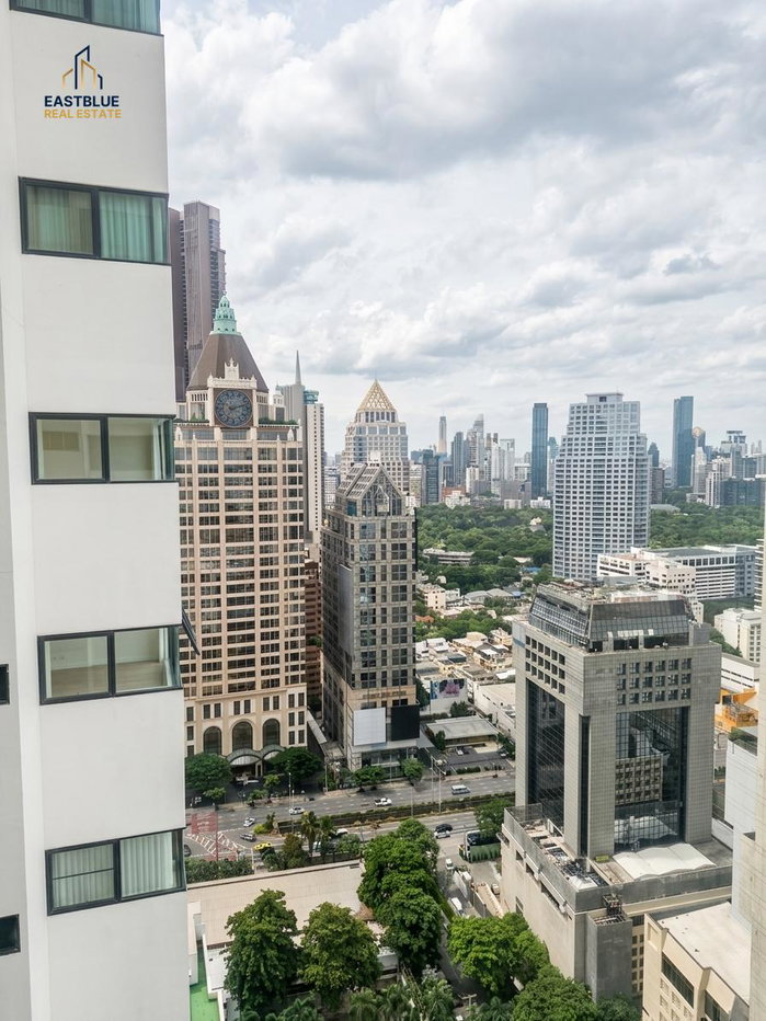 รูป ใจกลางสาทร! คอนโด 3 ห้องนอน 3 ห้องน้ำ กว้างขวาง 230 ตร.ม. 🏙️
สไตล์หรูโดดเด่น ใกล้ BTS-MRT ลุมพินี และไฮไลท์ระดับพรีเมียม!! 💫
EB-89545 | ขาย 28,500,000 THB - รูปที่ 9/9