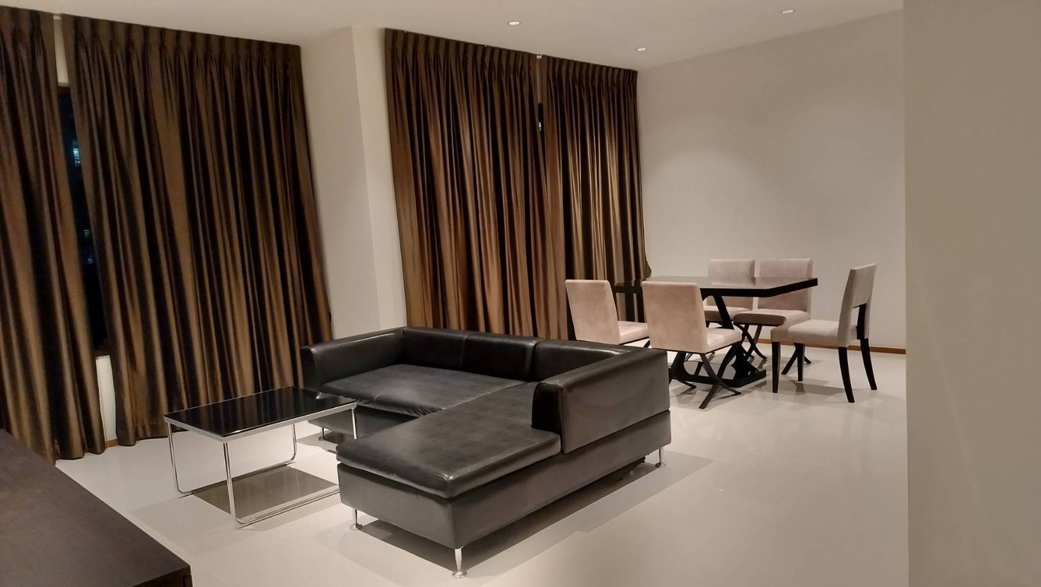 รูป ขายคอนโด The Emporio Place 2 ห้องนอน 101 ตร.ม. ใกล้ BTS พร้อมพงษ์ 15,600,000 บาท 🏙️ - รูปที่ 1/9