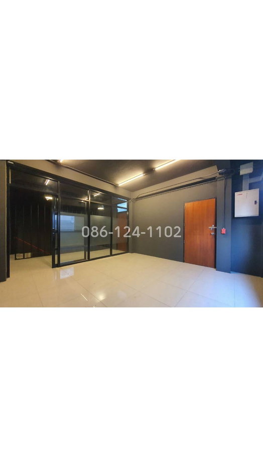 picture Commercial building with House for sales - 34/56